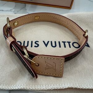 LV DOG COLLAR